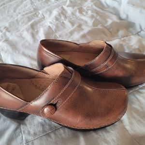 Dansko clog